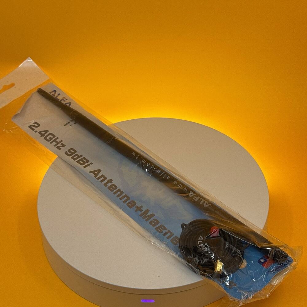 2.4GHz 9dBi OMNI Directional Antenna w/ Magnetic Base